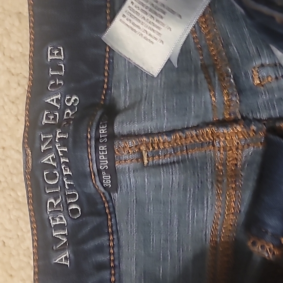 American Eagel jegging jeans. - Picture 2 of 4